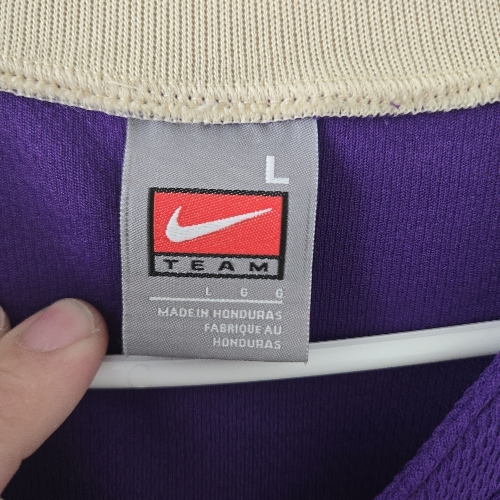 Nike Huskies #33 Basketball Jersey Sewn Purple Athletic Team Mens Large L NCAA - Picture 3 of 7